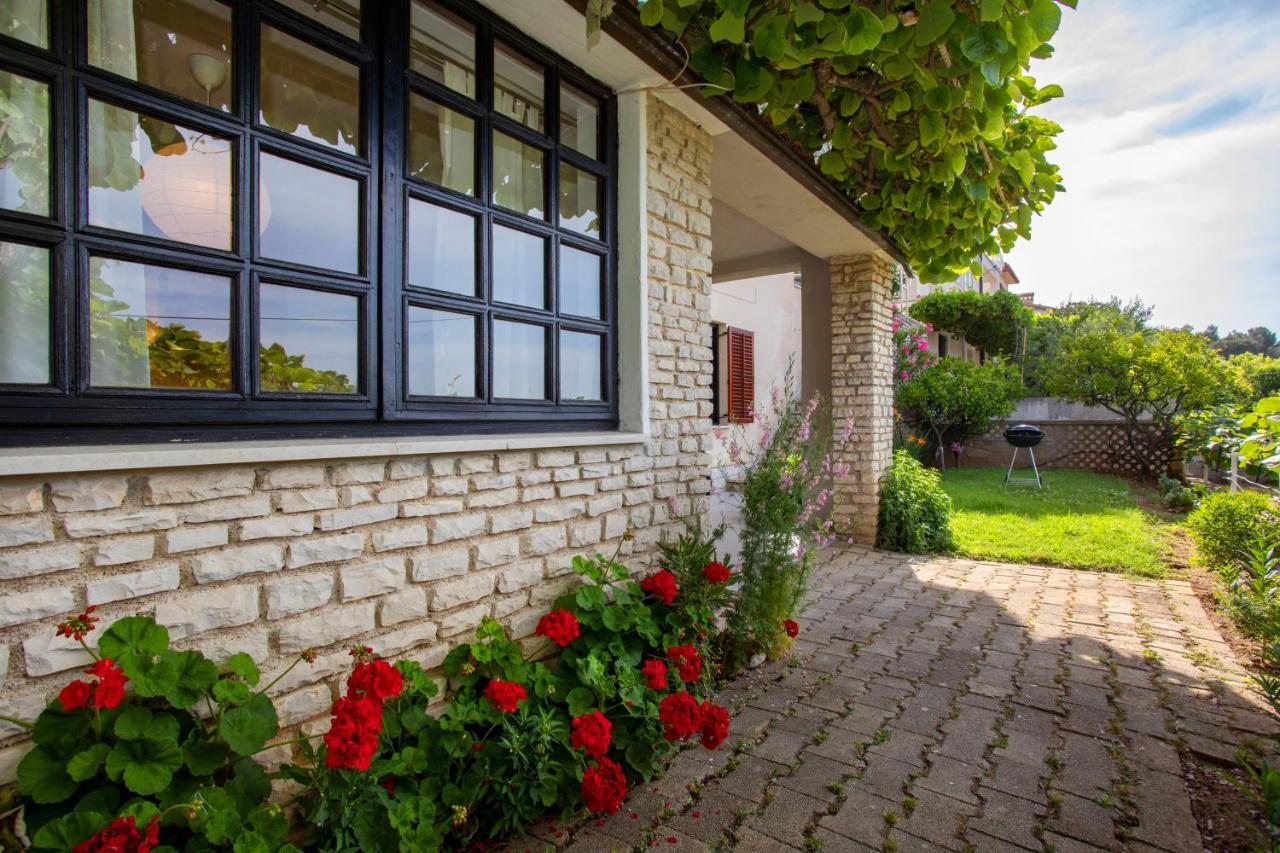 Apartment Lina Rabac Exterior foto